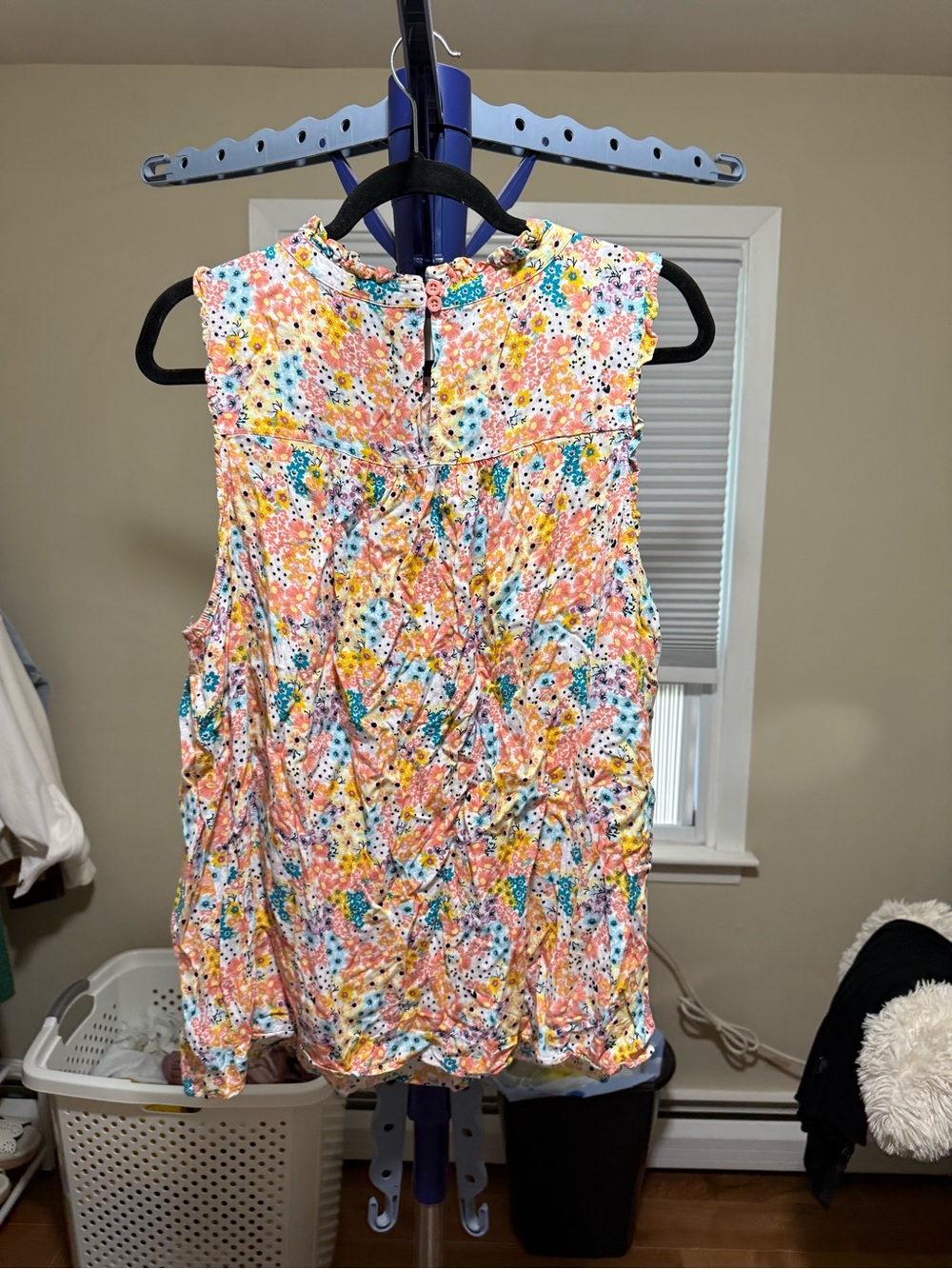 Torrid Size 2- Sleeveless Floral Smocked Neck Top - Pink Multi - Picture 7 of 7